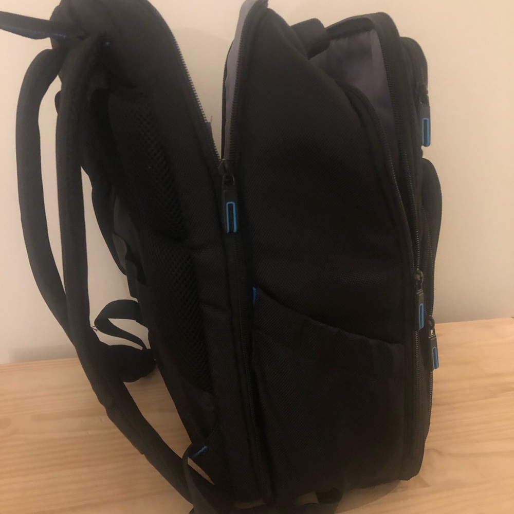 Samsonite Backpack - Picture 4 of 6